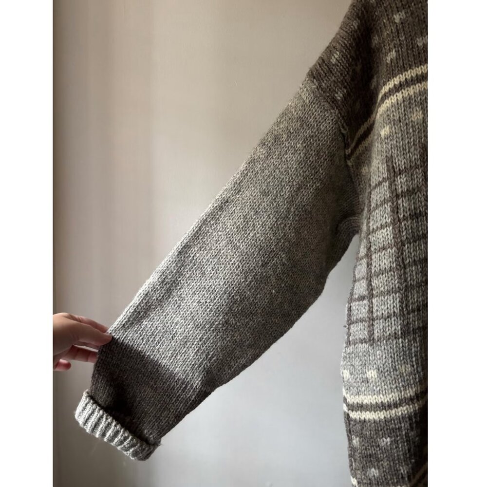 1970s Thick Scandinavian Wool Tundra Sweater | Vintage Canadian-made Patterned K - Picture 4 of 6